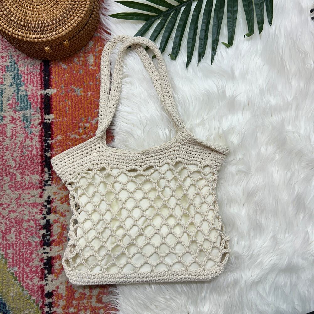 Vintage Boho Crochet Woven Hand Bag Purse Top Handle Beach Vacation Off-White